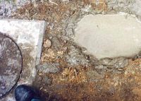 3.ミルクセメント注入後　Y邸（プレハブ）家揚げ工事